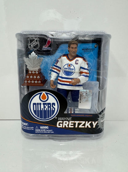 McFarlane NHL Wayne Gretzky Edmonton Oilers Series 31 Figure Conn Smythe Trophy