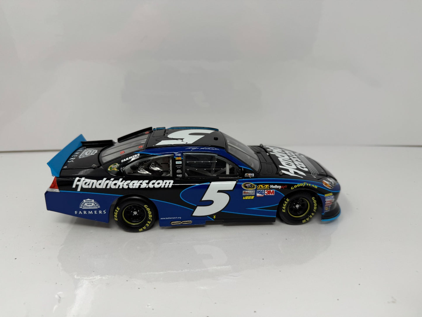 Lionel NASCAR Kasey Kahne #5 HendrickCars.com 2012 Chevrolet Impala 1:24 Diecast