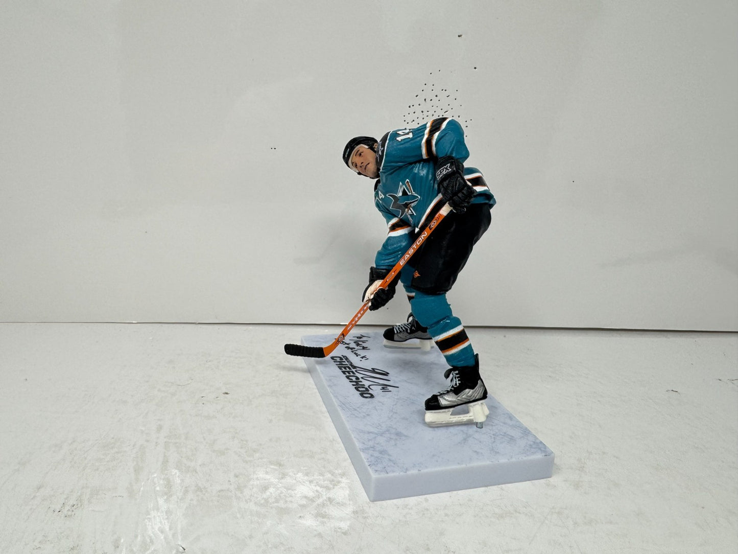 McFarlane NHL Jonathan Cheechoo San Jose Sharks Figure Auto Signed