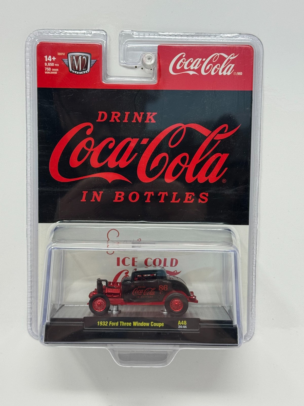 M2 Machines Coca-Cola 1932 Ford Three Window Coupe CHASE 1:64 Diecast