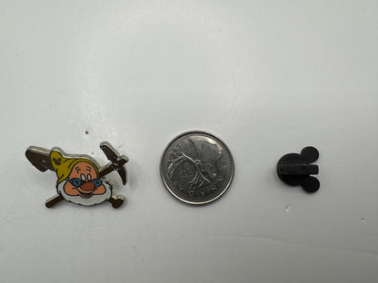 WDW Disney Doc Seven Dwarfs Hidden Mickey Trading Pin DC1S12