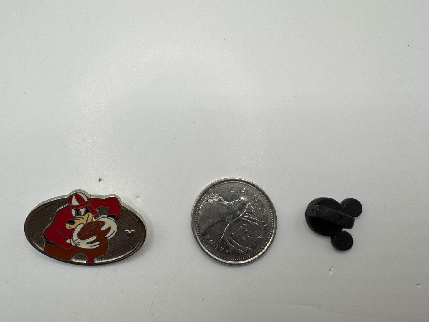WDW Disney Football Goofy Shorts Sport Hidden Mickey Trading Pin DC2S8