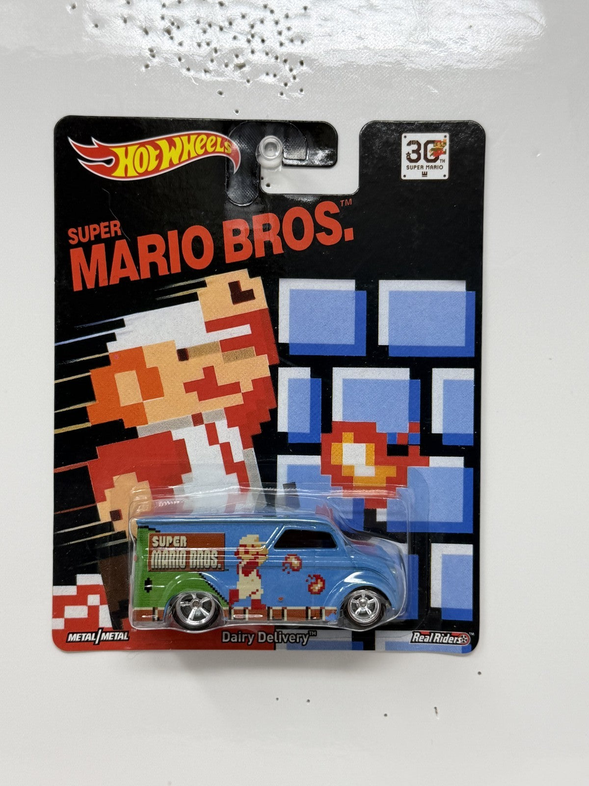 Hot Wheels Super Mario Bros Dairy Delivery 1:64 Diecast Real Riders