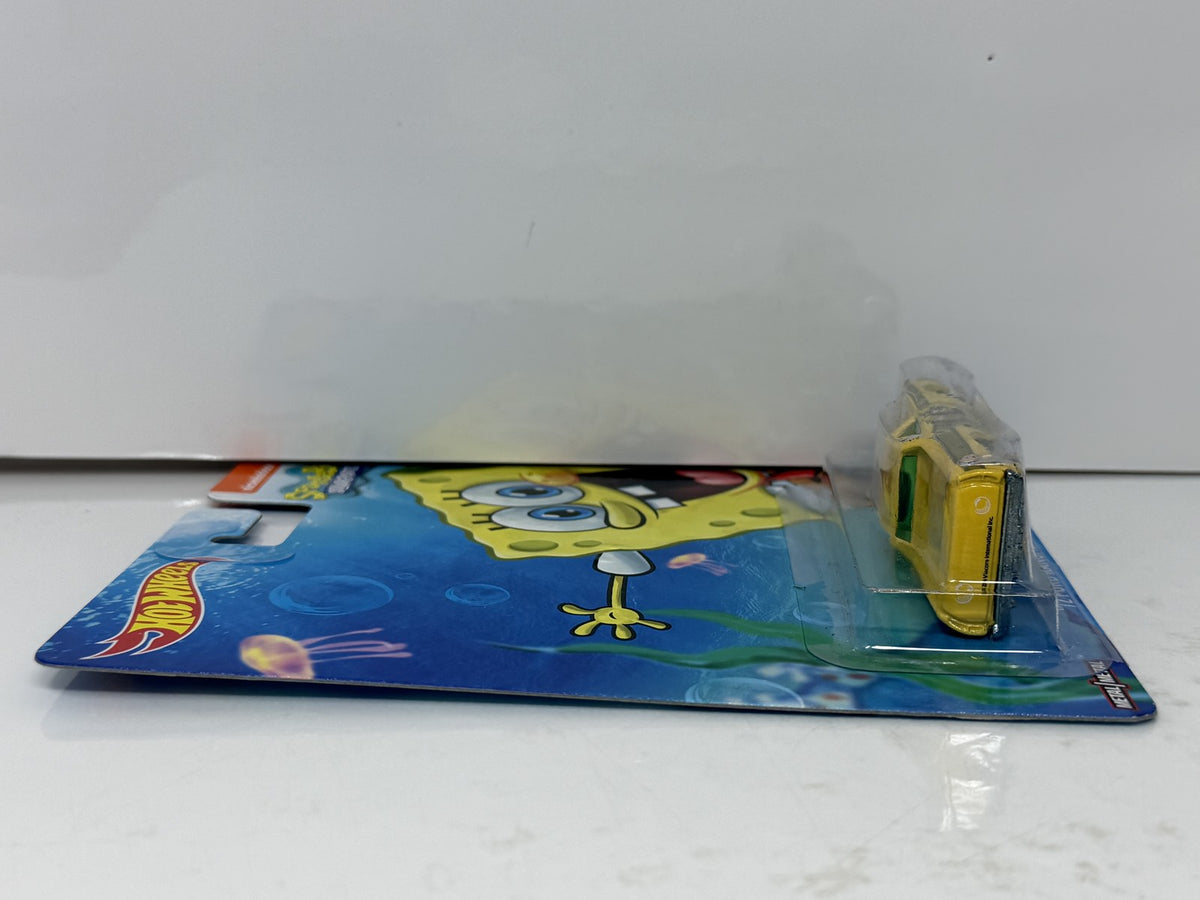 Hot Wheels SpongeBob SquarePants 1972 Ford Ranchero 1:64 Diecast Real Riders