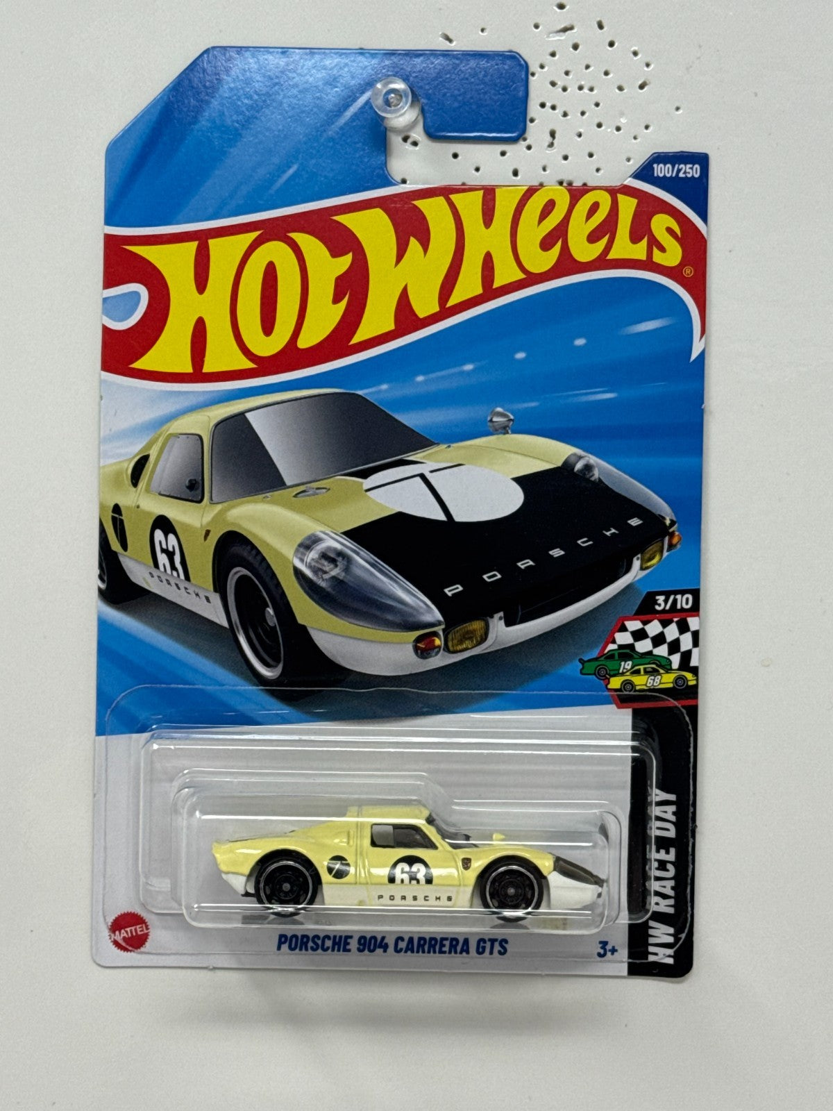 Hot Wheels Race Day Porsche 904 Carrera GTS 1:64 Diecast Yellow