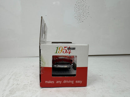 M2 Machines 1954 Mercury Sun Valley 1:64 Diecast
