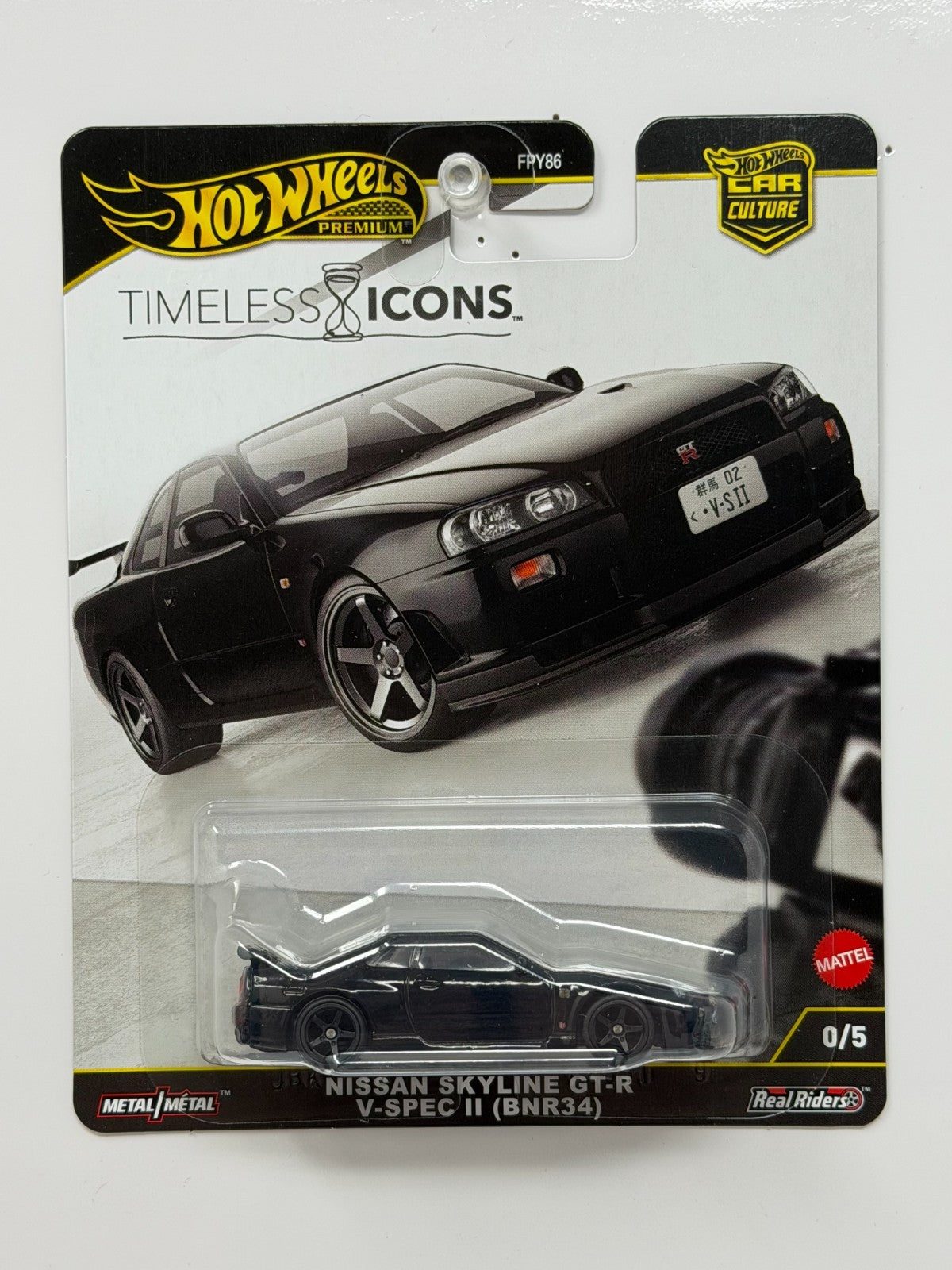 Hot Wheels Premium Timeless Icons Nissan Skyline GT-R V-Spec CHASE 1:64 Diecast