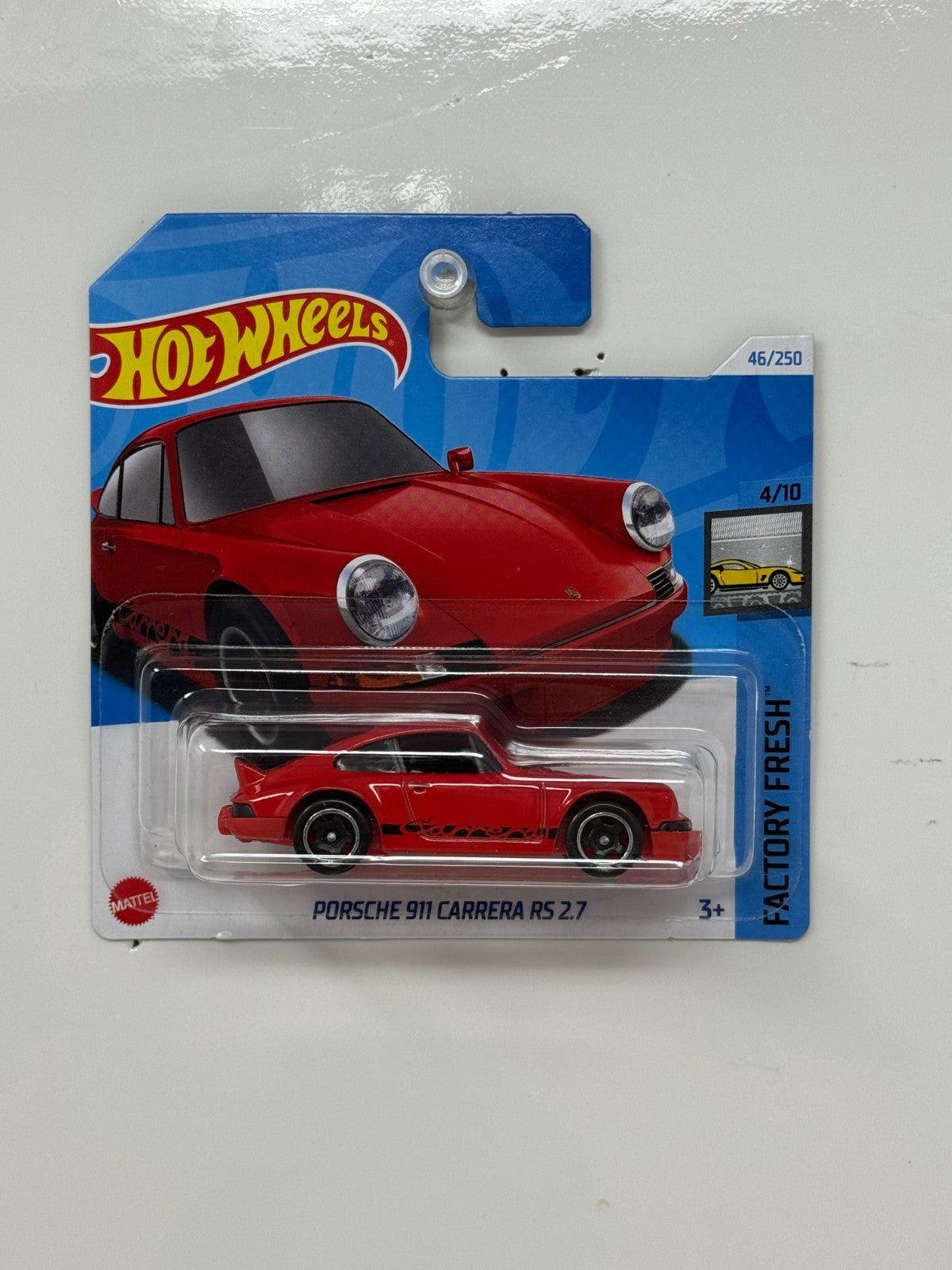 Hot Wheels Factory Fresh Porsche 911 Carrera RS 2.7 1:64 Diecast Short Card