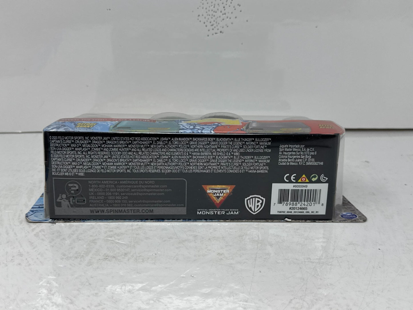 Monster Jam Color Change Grave Digger & Mystery Machine 1:64 Diecast