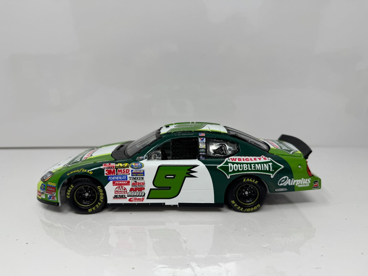 Motorsports Authentics NASCAR Kasey Kahne #9 Doublemint '07 Charger 1:24 Diecast