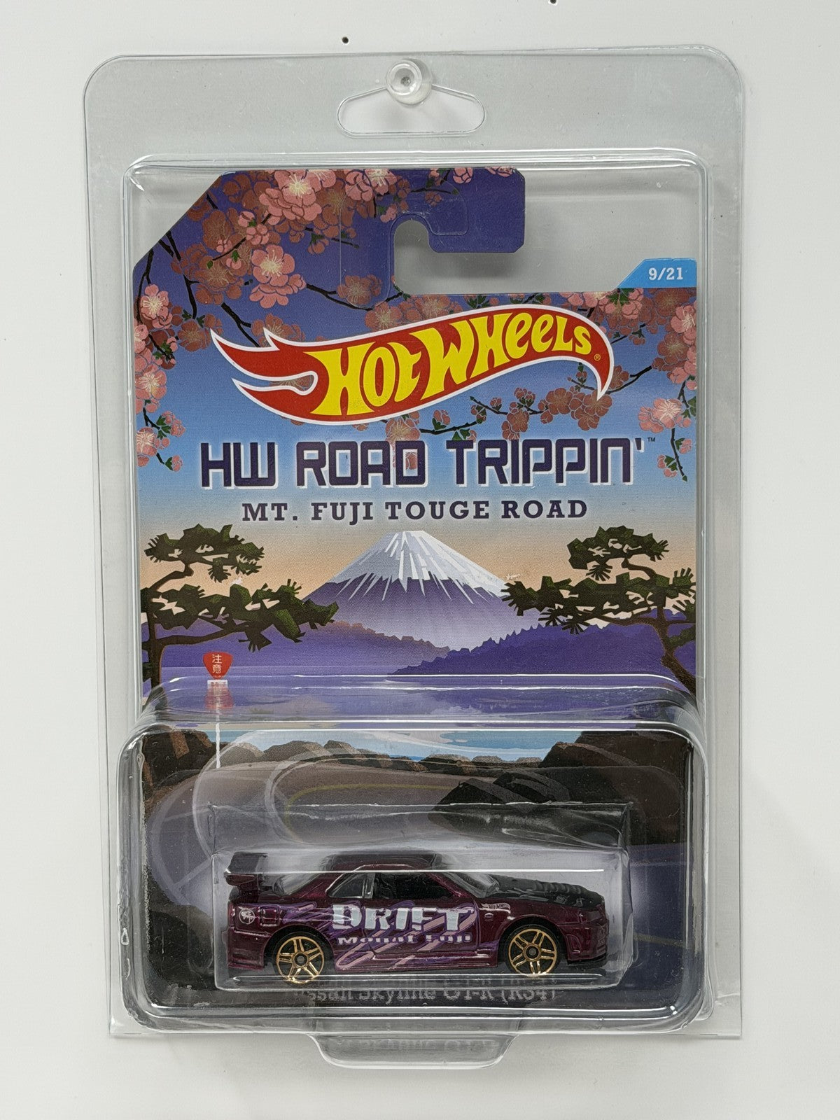 Hot Wheels Road Trippin Mt. Fuji Touge Road Nissan Skyline GT-R R34 1:64 Diecast