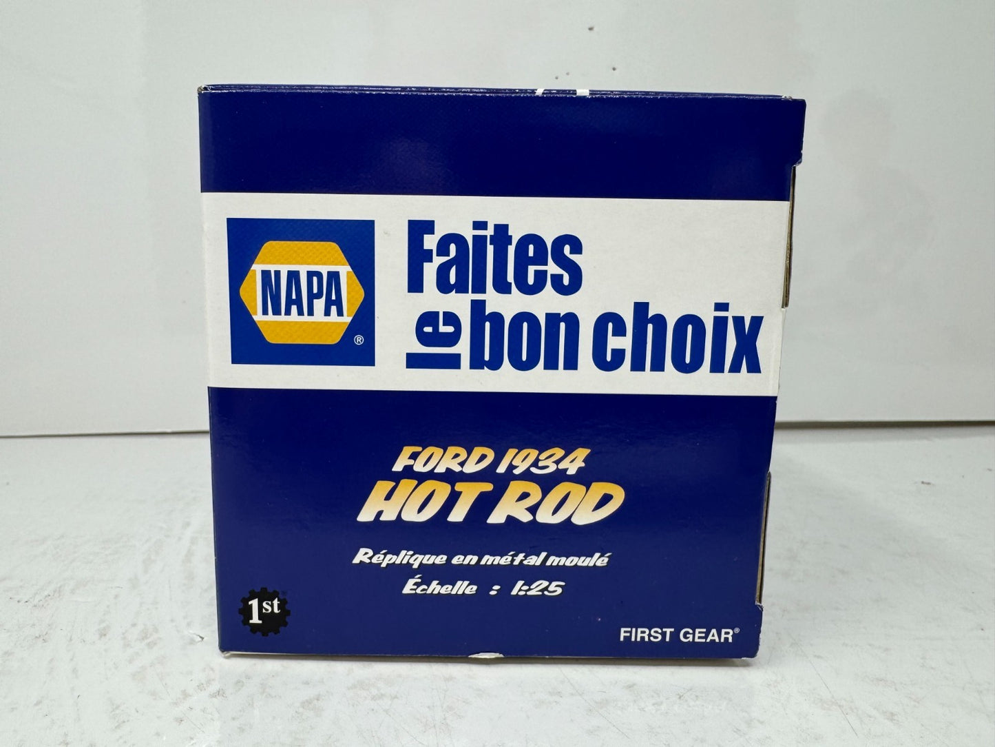 First Gear NAPA 1934 Ford Hot Rod Diecast 1:25 Diecast