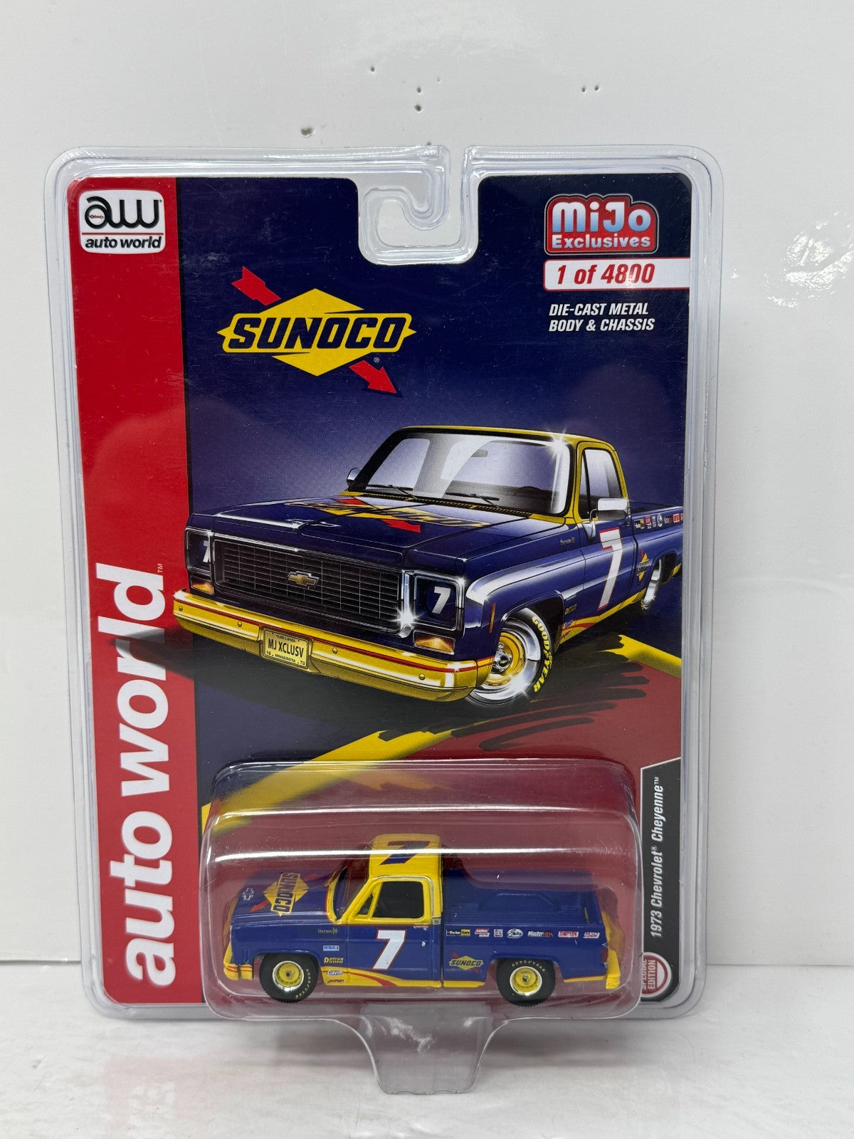 Auto World Sunoco 1973 Chevrolet Cheyenne 1:64 Diecast
