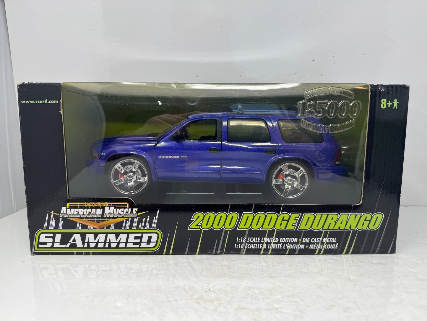 Ertl American Muscle Slammed 2000 Dodge Durango 1:18 Diecast