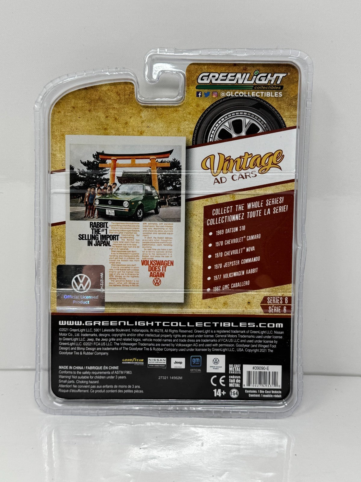 Greenlight Vintage Ad Cars 1977 Volkswagen Rabbit 1:64 Diecast