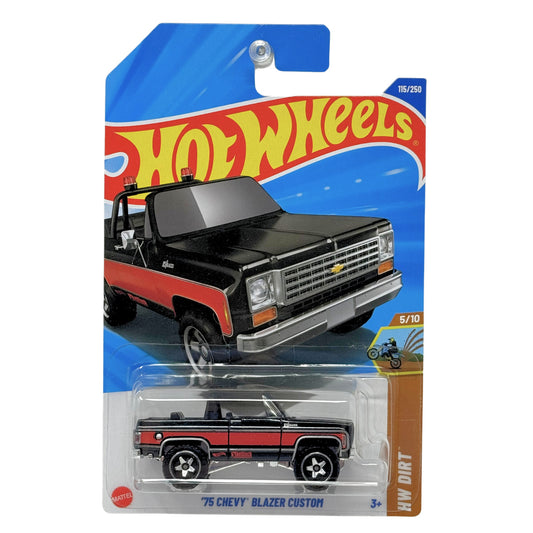 Hot Wheels Dirt 1975 Chevy Blazer Custom 1:64 Diecast