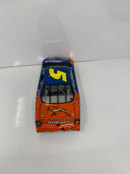Action NASCAR Terry Labonte #5 Kellogg’s Looney Tunes 2002 Chevy 1:24 Diecast