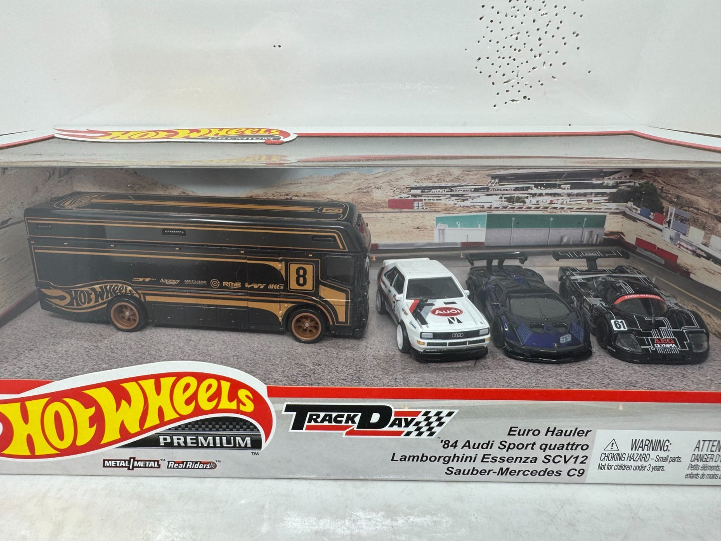 Hot Wheels Premium Track Day 4-Pack Collector Diorama Set 1:64 Diecast