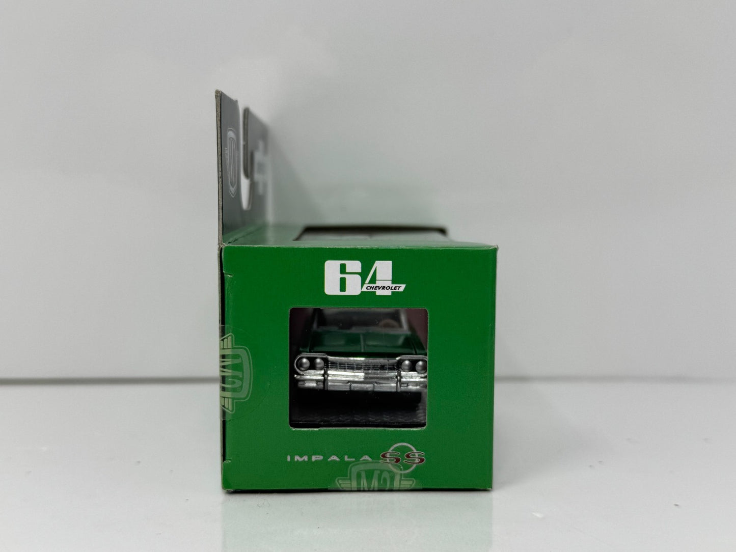 M2 Machines 1964 Chevrolet Impala Convertible 1:64 Diecast