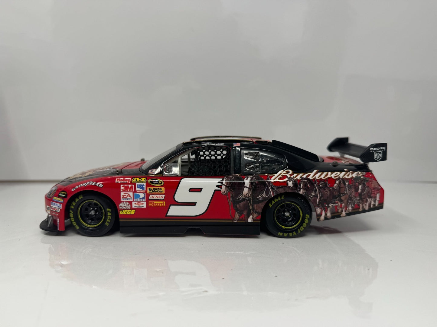 Action NASCAR Kasey Kahne #9 Clydesdale Fantasy 2008 Dodge Charger 1:24 Diecast