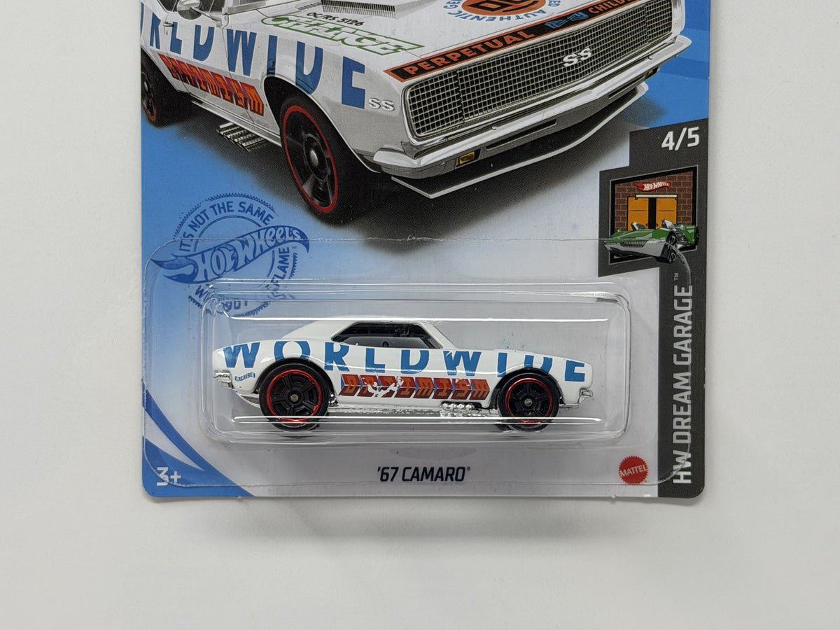 Hot Wheels HW Dream Garage 1967 Chevrolet Camaro 1:64 Diecast White