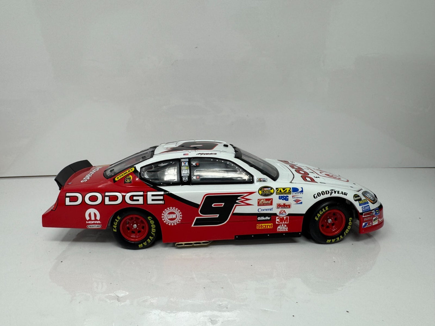 Action NASCAR Kasey Kahne #9 Owners Club Select 2007 Dodge Charger 1:24 Diecast