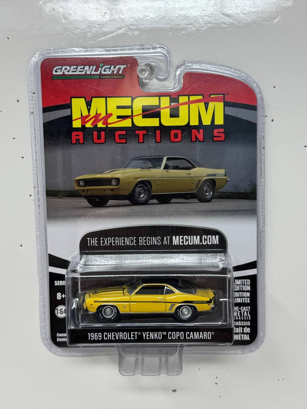 Greenlight Mecum Auctions 1969 Chevrolet Yenko COPO Camaro 1:64 Diecast