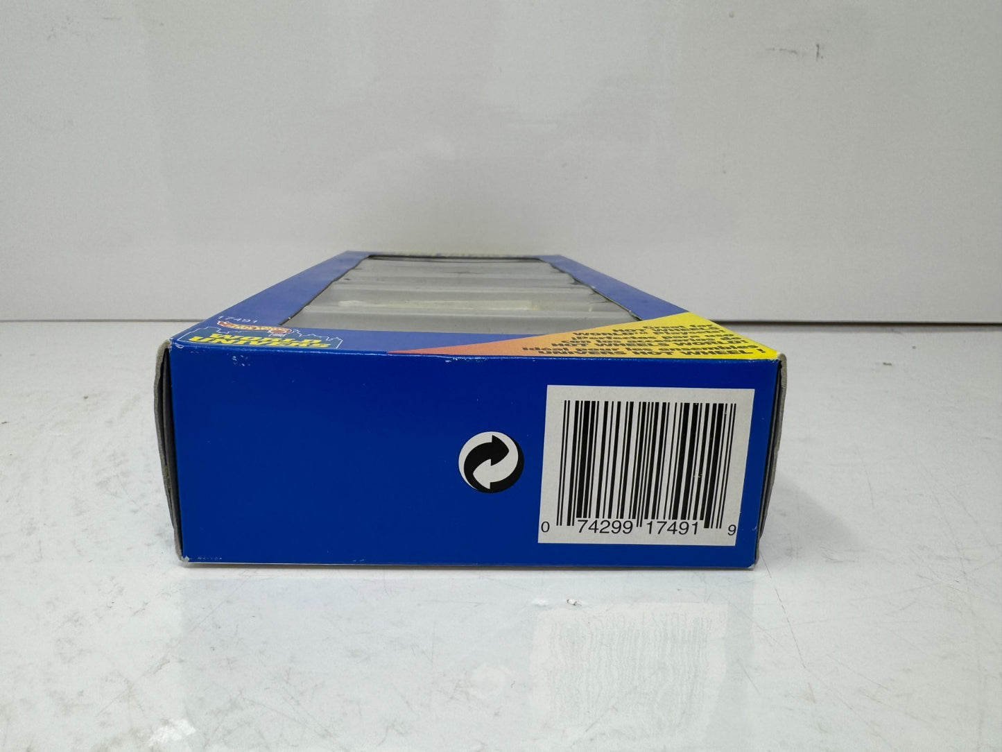 Hot Wheels Team Racers II 5-Car Gift Pack 1:64 Diecast