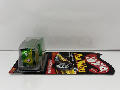 Hot Wheels Real Riders Series 9 Volkswagen Drag Truck 1:64 Diecast Green