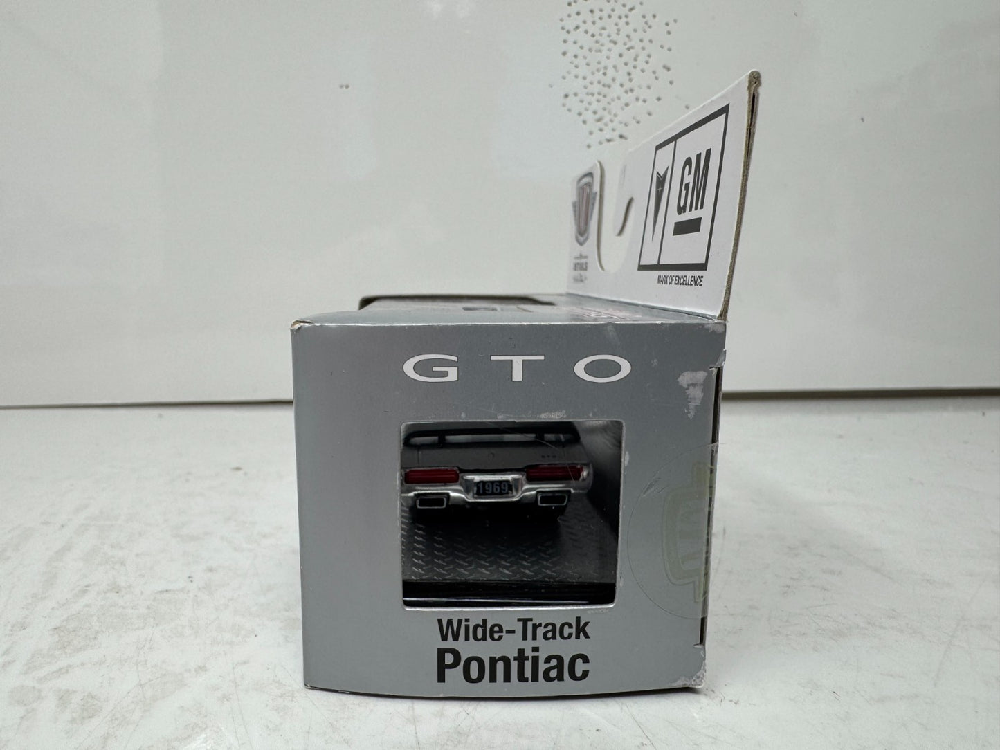 M2 Machines Ground Pounders 1969 Pontiac GTO 1:64 Diecast
