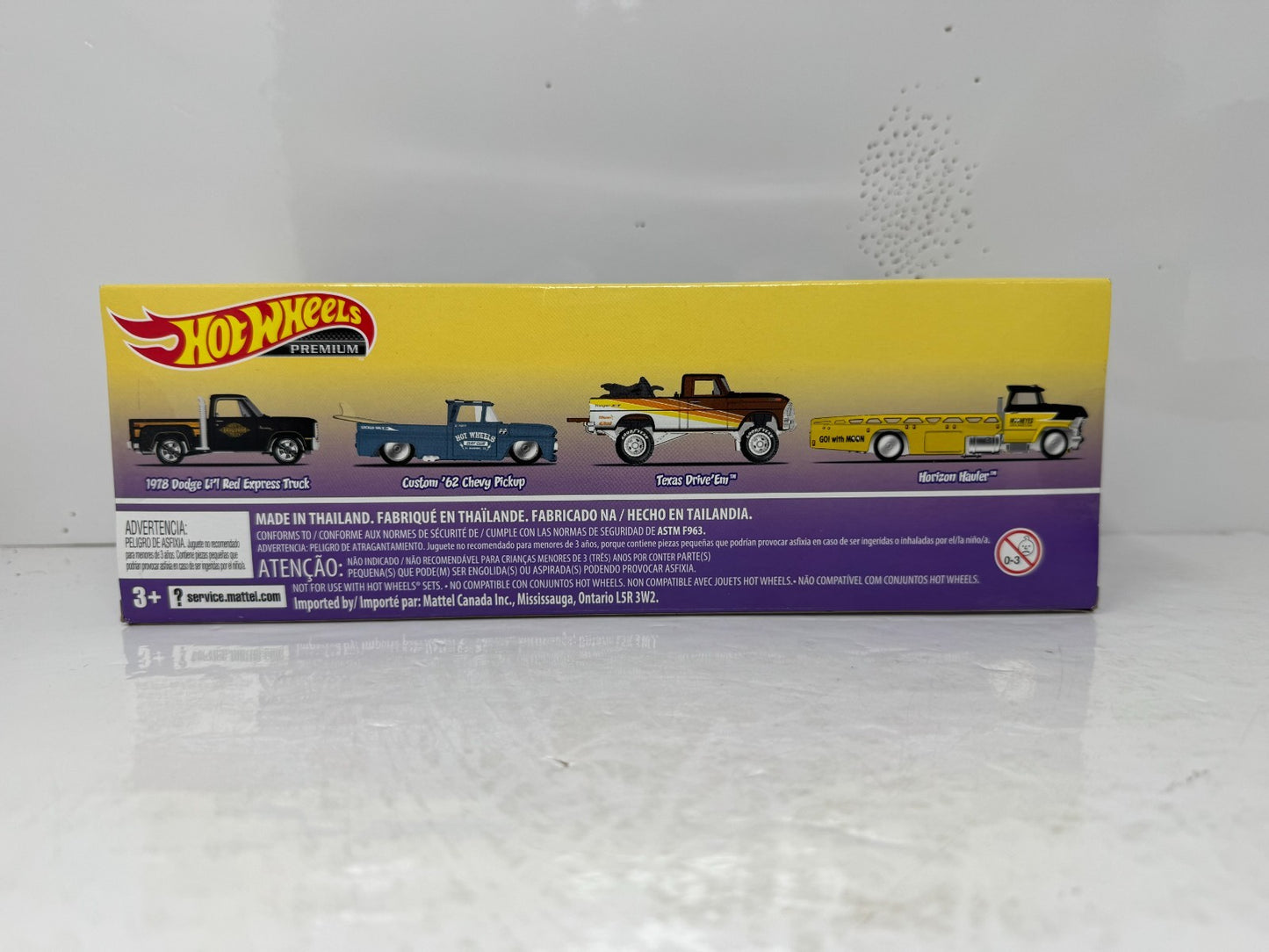 Hot Wheels Premium Pickup Trucks 4-Pack Collector Diorama Set 1:64 Diecast