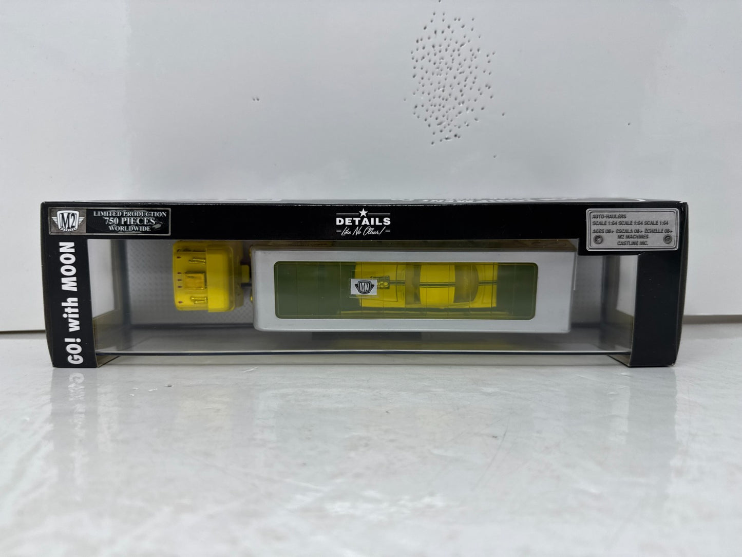 M2 Auto-Haulers Ford C-950 & 1966 Ford Mustang Mooneyes CHASE 1:64 Diecast