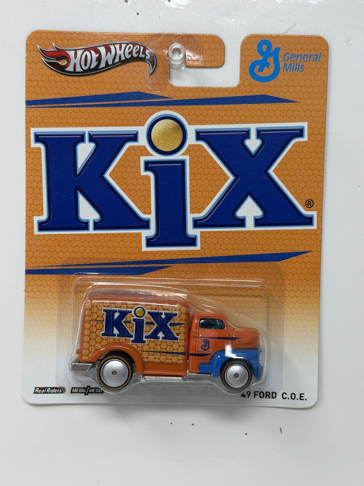 Hot Wheels Kix 1949 Ford C.O.E. 1:64 Diecast Real Riders
