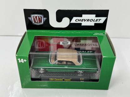 M2 Machines 1964 Chevrolet Impala Convertible 1:64 Diecast