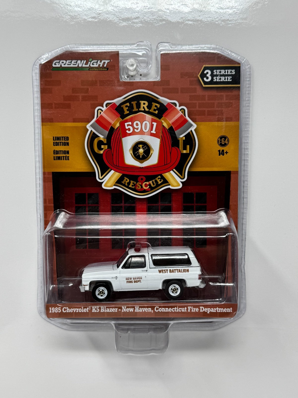 Greenlight Fire & Rescue 1985 Chevrolet K5 Blazer New Haven FD 1:64 Diecast