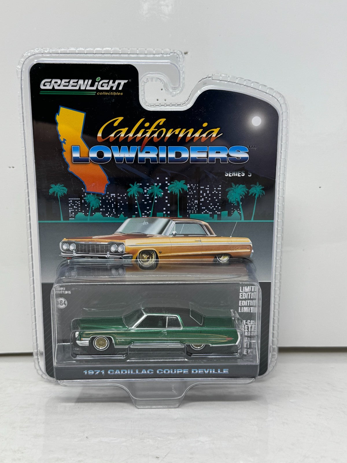 Greenlight 1971 Cadillac Coupe DeVille California Lowrider Series 5 1:64 Diecast