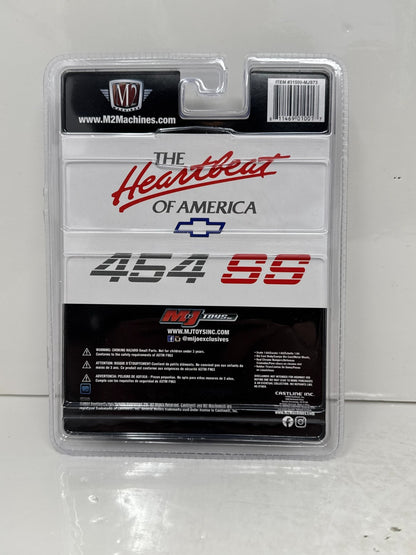 M2 Machines Heartbeat of America 1991 Chevrolet C1500 SS 454 1:64 Diecast