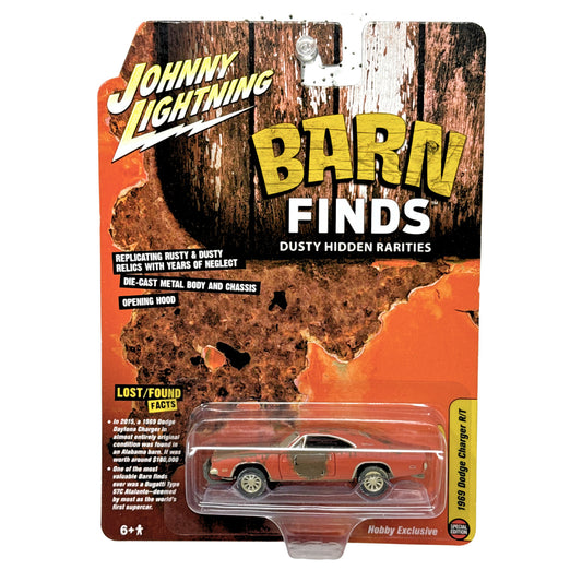 Johnny Lightning Barn Finds 1969 Dodge Charger R/T 1:64 Diecast