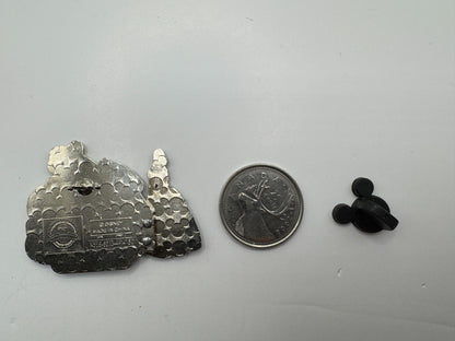 WDW Disney 2015 Dated Logo Pin Cinderella Trading Pin DC2S12