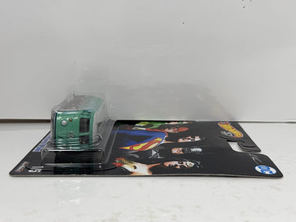 Hot Wheels DC Comics Volkswagen T1 Panel 1:64 Diecast Real Riders