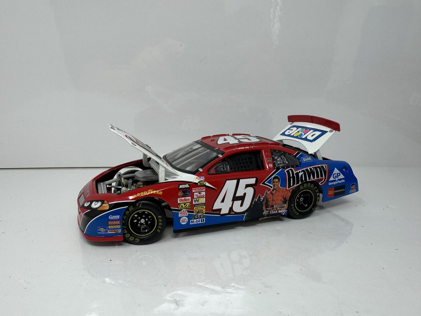 Team Caliber Nascar Kyle Petty #45 Brawny 2004 Dodge 1:24 Diecast