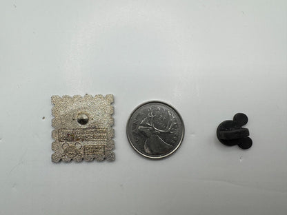 DLR Disney Daisy 3 Cent Stamp Hidden Mickey Stamp Collection Trading Pin DC2S11
