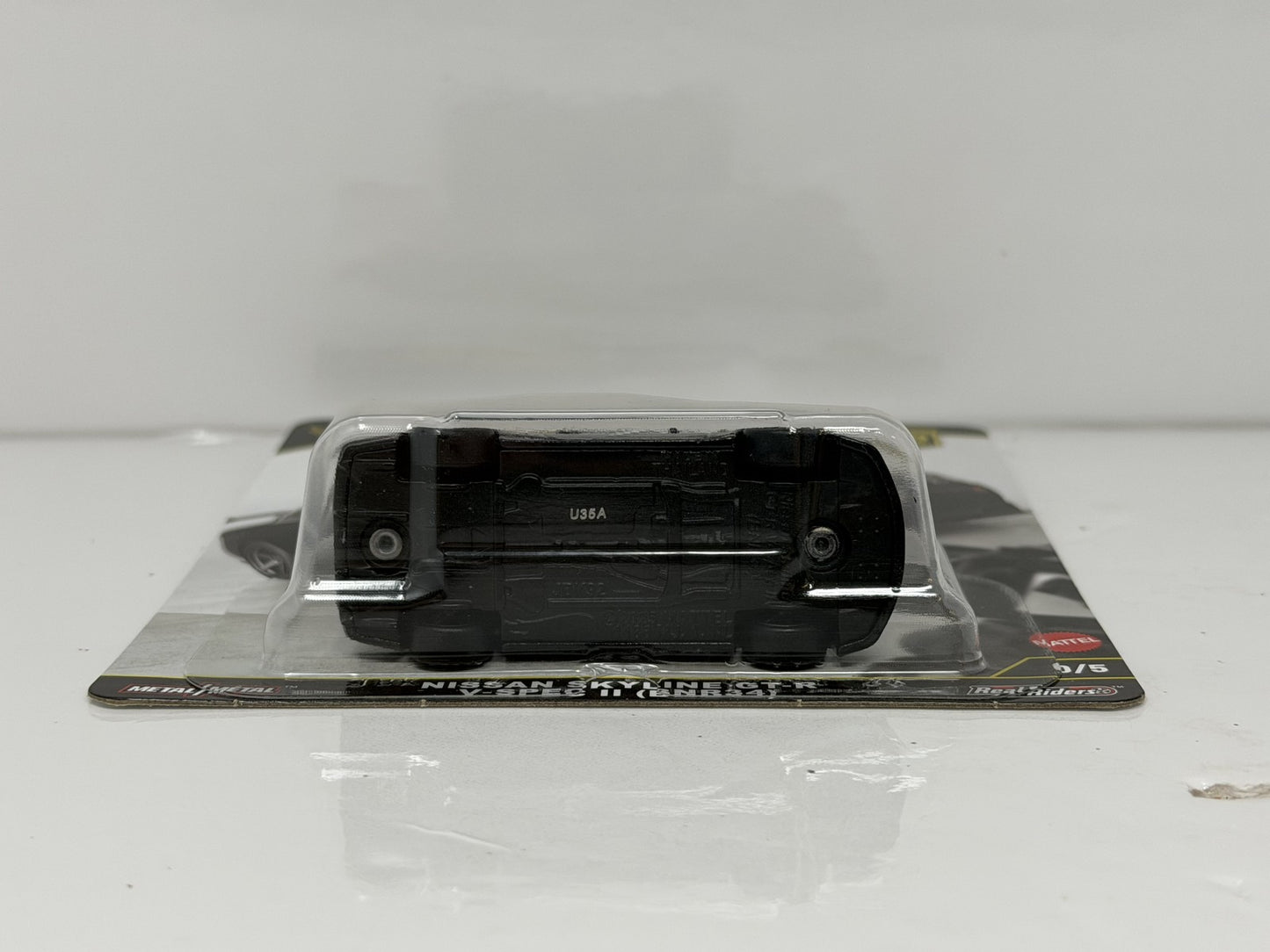 Hot Wheels Premium Timeless Icons Nissan Skyline GT-R V-Spec CHASE 1:64 Diecast