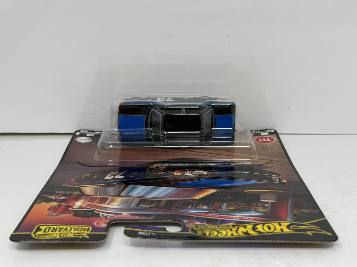 Hot Wheels Premium Boulevard #111 1973 Volvo 142 GL 1:64 Diecast