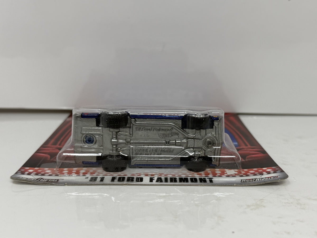 Hot Wheels Nestle Crunch 1981 Ford Fairmont 1:64 Diecast Real Riders