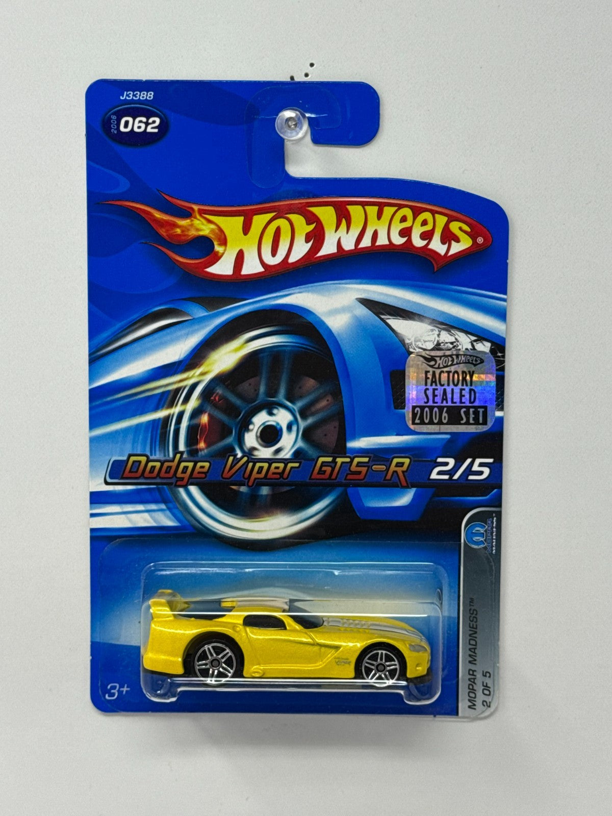 Hot Wheels Mopar Madness Dodge Viper GTS-R Yellow 1:64 Diecast Factory Sealed