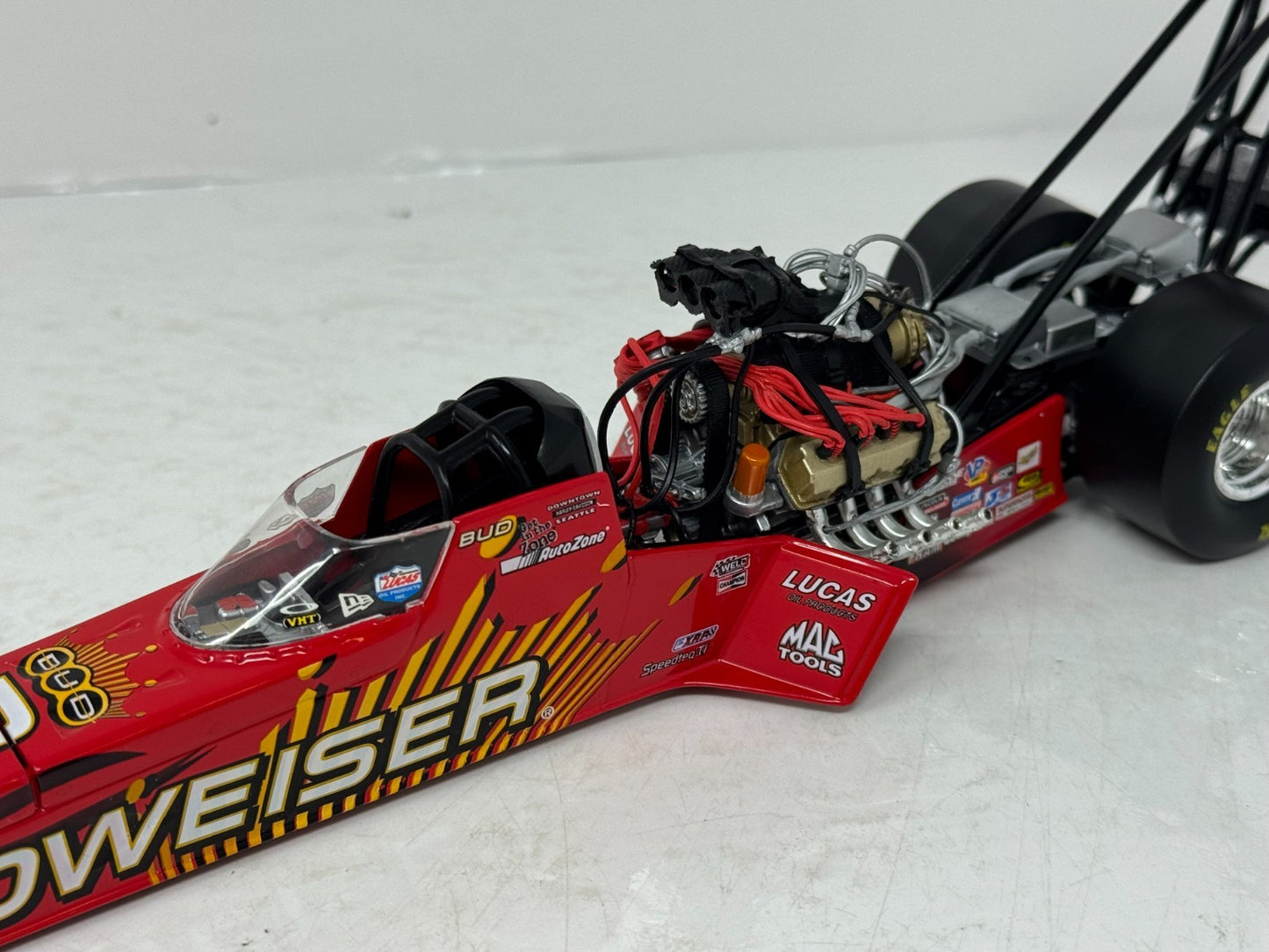 Action NHRA Brandon Bernstein Budweiser AUTO 2005 Top Fuel Dragster 1:24 Diecast