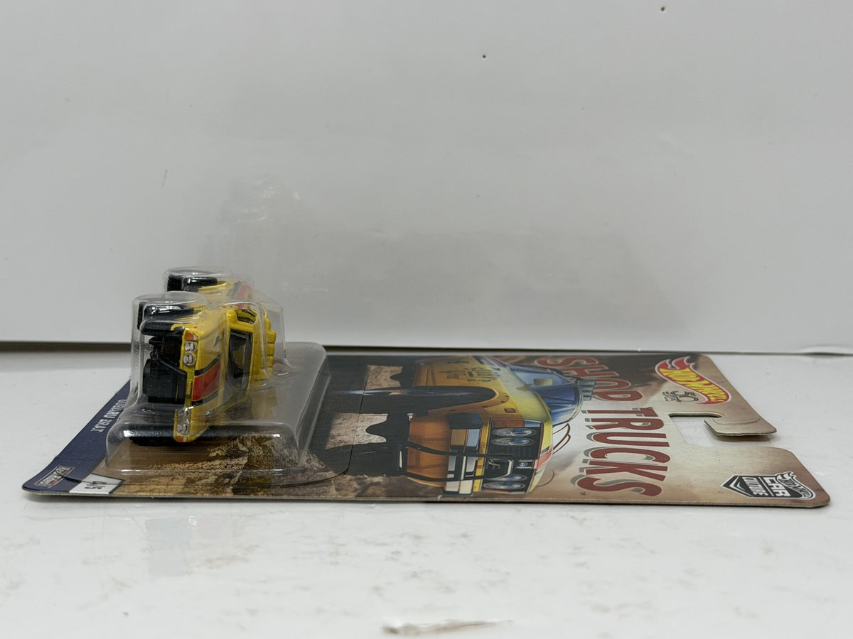Hot Wheels Shop Trucks Subaru BRAT 1:64 Diecast Real Riders