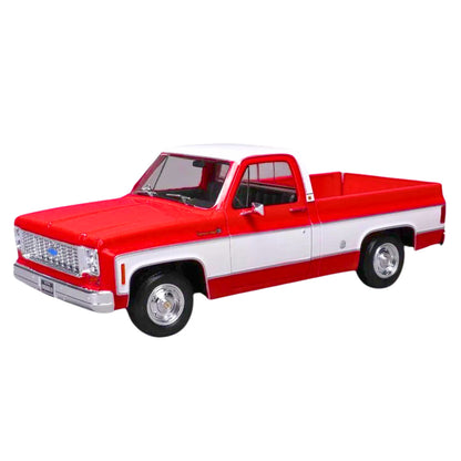 Maisto 1974 Chevrolet C10 Cheyenne Super Special Edition 1:18 Diecast