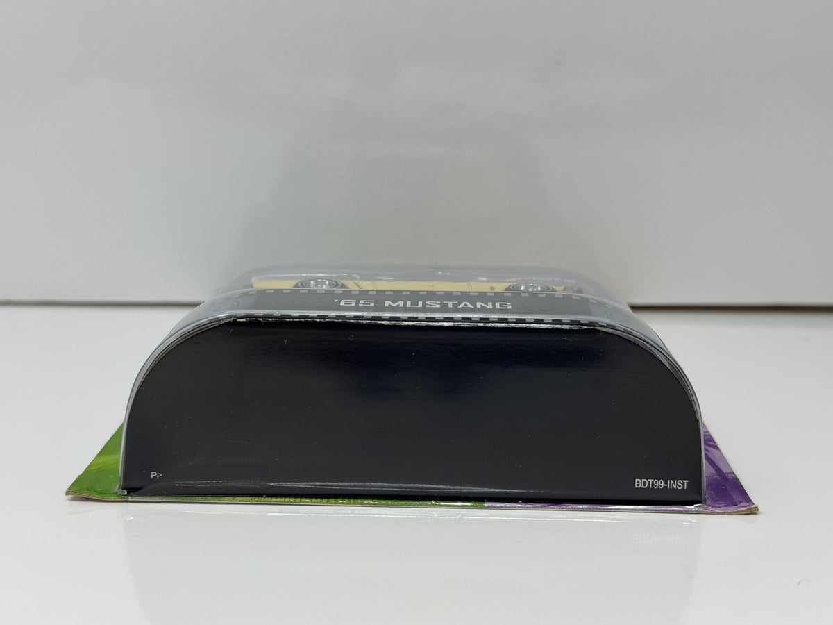 Hot Wheels Retro Entertainment Beverly Hills 90210 1965 Mustang 1:64 Diecast